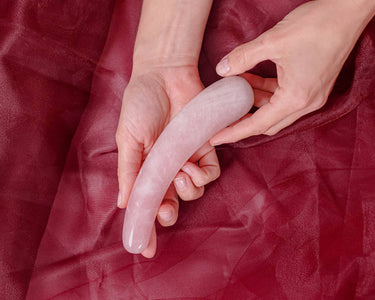 ROSE QUARTZ YONI WAND - THE SLIDE ROSIE - Yoni Wanderland